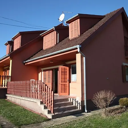 Apartmán Edina *
