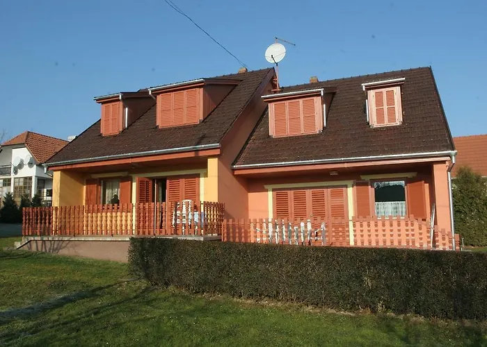 アパート Edina ザラカロシュ